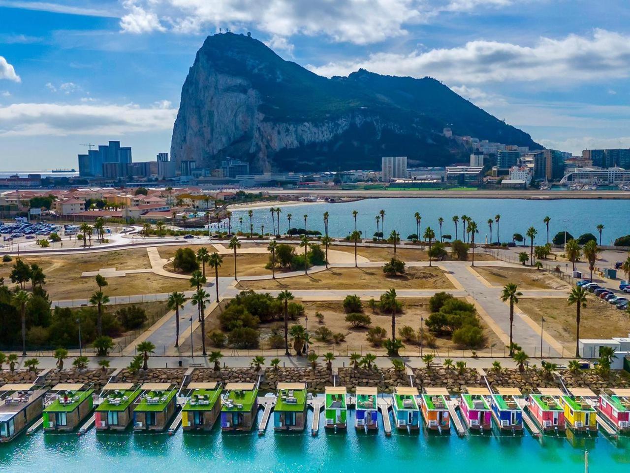 Boat Haus - Casas Flotantes Frente A Gibraltar La Linea de la Concepcion Exterior foto